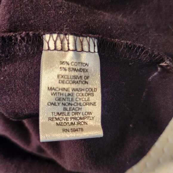 Mandarin Blue Lace Trim V-Neck Tee‎ Black / Size 3X - Picture 7 of 8